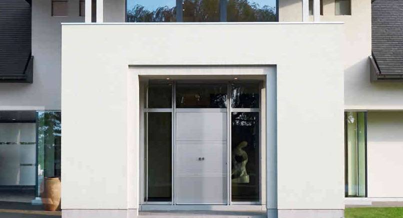 Porte d'entrée sécurisée, vitrée, pleine