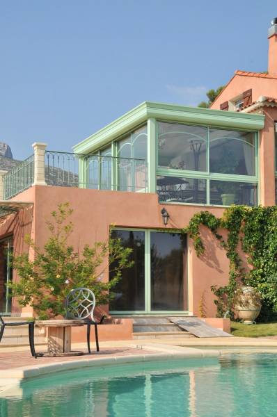 Réalisation de véranda et menuiseries à Aubagne