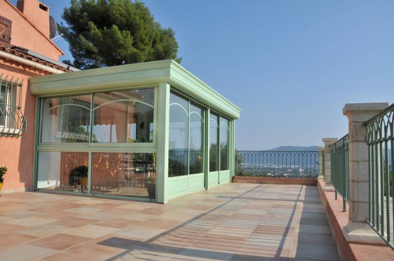 Réalisation de véranda et menuiseries à Aubagne