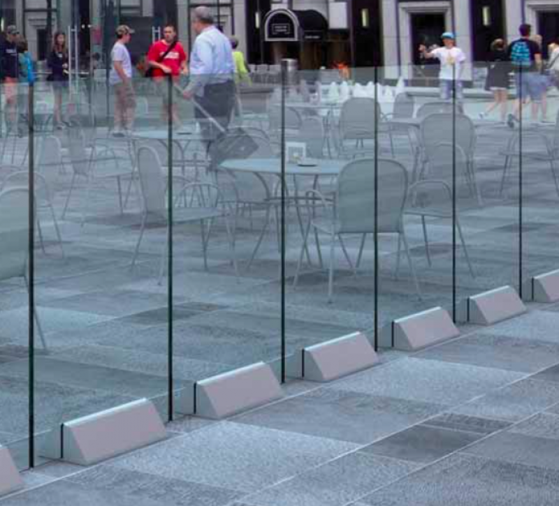 Pose de garde-corps en verre pour un extérieur plus épuré