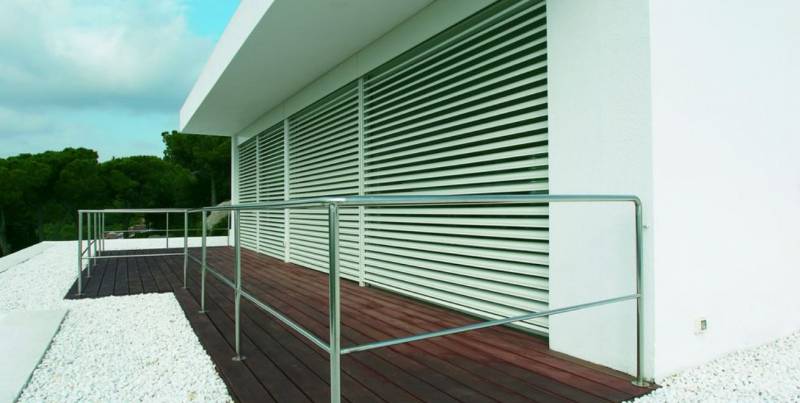conception et pose de brise soleil dans le var